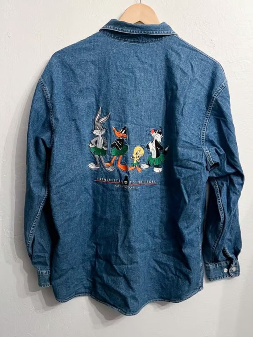 Vintage Warner Bros Marvin The Marten Embroidered Denim Button Down Shirt Large